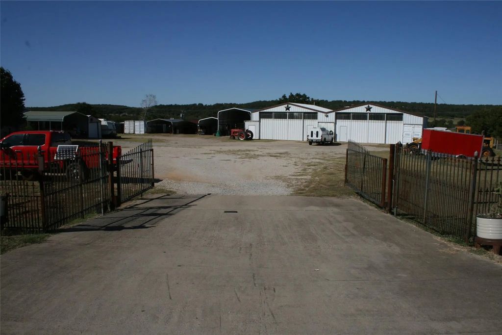 7966 W 180 Highway, Mineral Wells