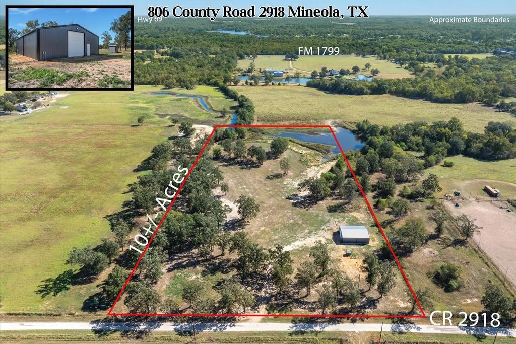806 County Road 2918, Mineola