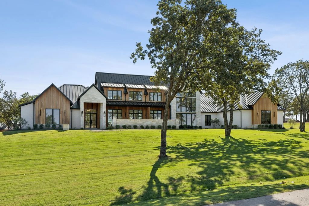 200 Dan Russell Bend, Weatherford