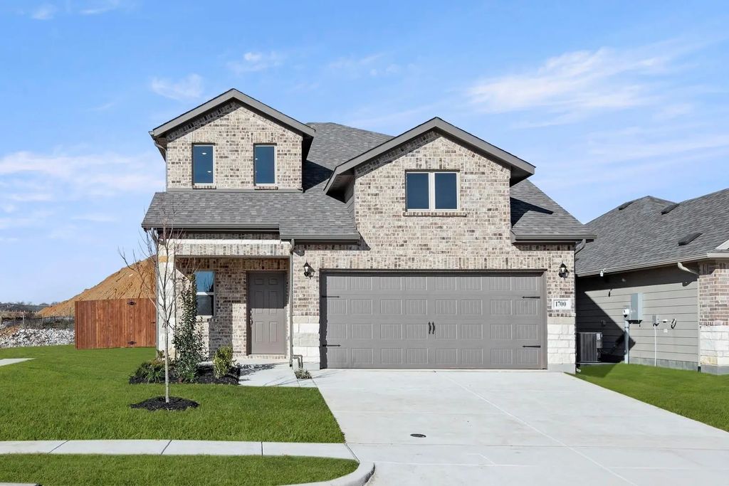 1700 Edgeway Drive, Aubrey