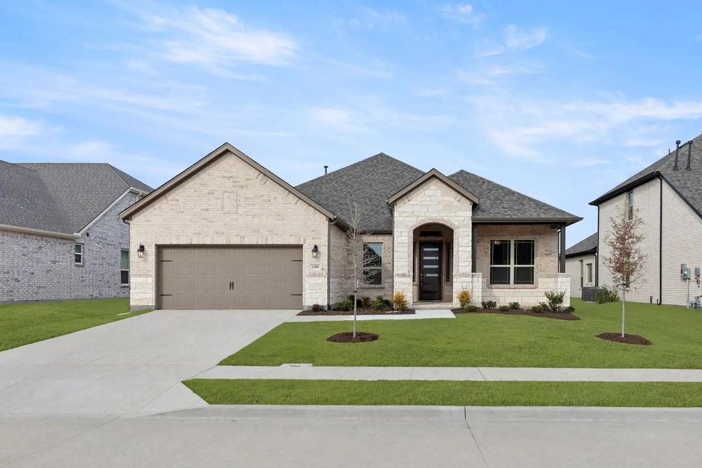 1301 David Drive, Anna