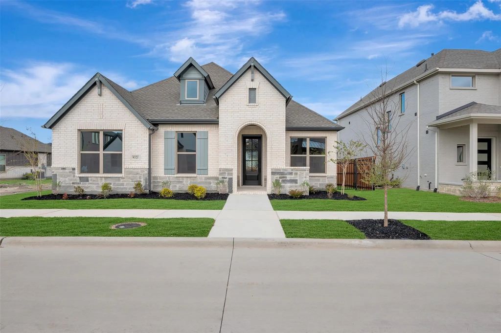 9321 Persimmon Lane, Mesquite