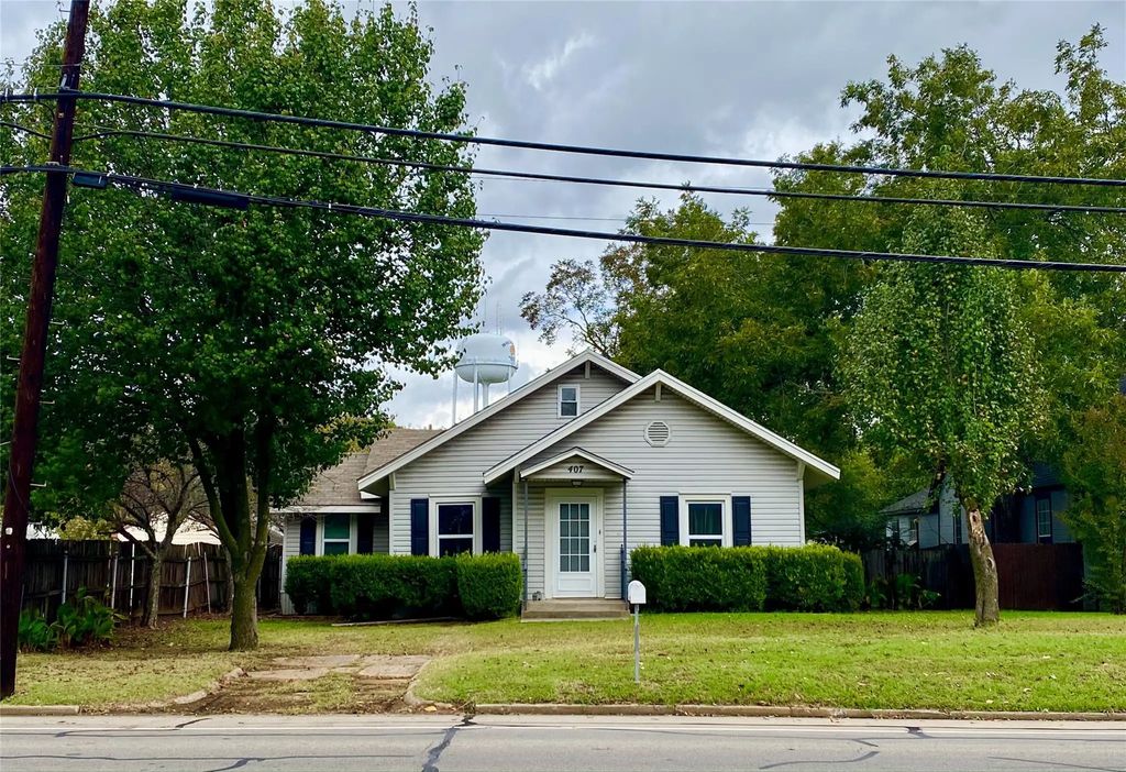 407 E Main Street, Whitesboro
