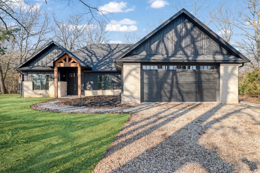 315 Cr 33940, Powderly
