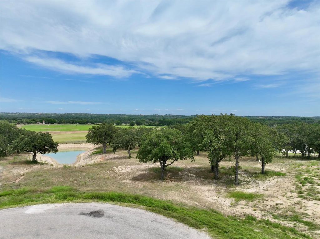 200 Sorrel Lane, Weatherford