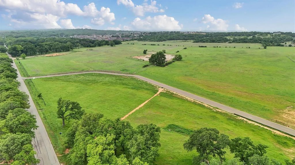 1565 Park Street, Azle