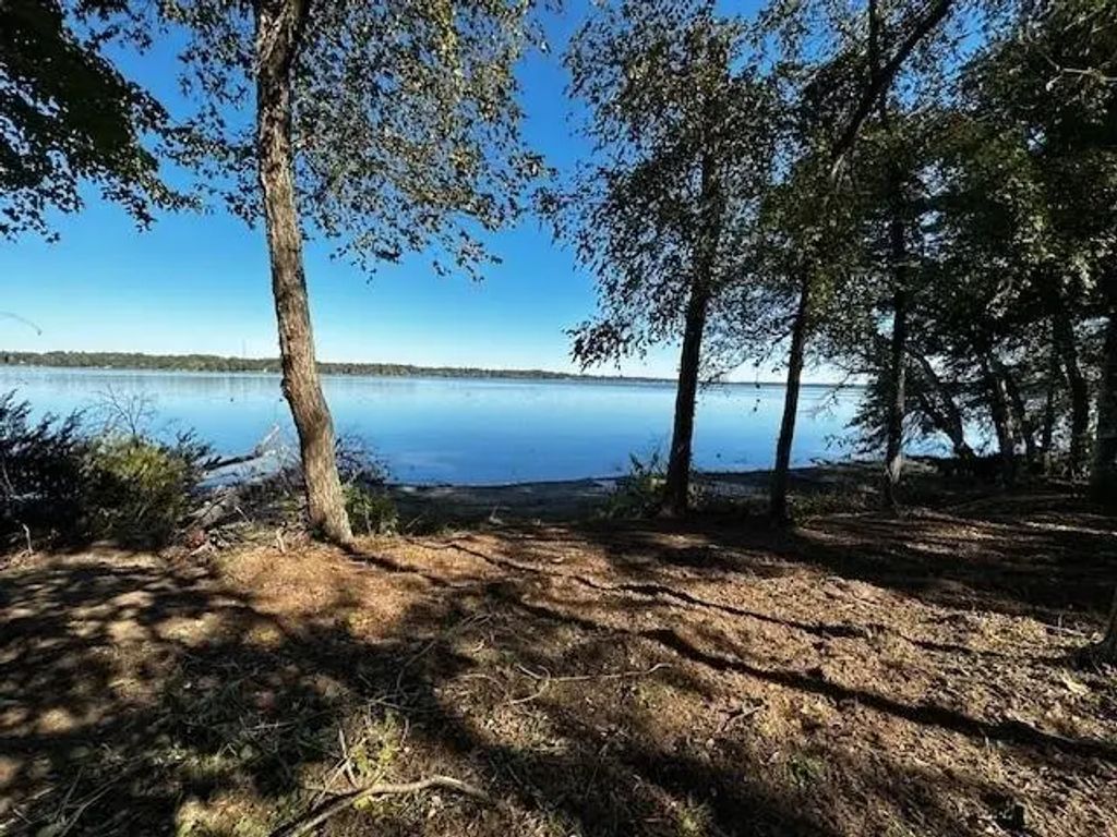3142 Shadow Pine Drive, Larue