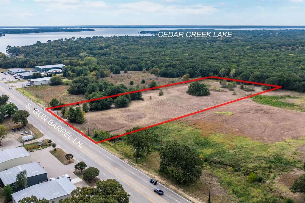 531 S Gun Barrel Lane, Gun Barrel City