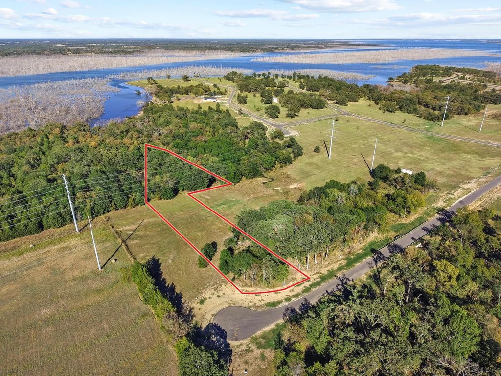 425 Wildflower Way, Dodd City