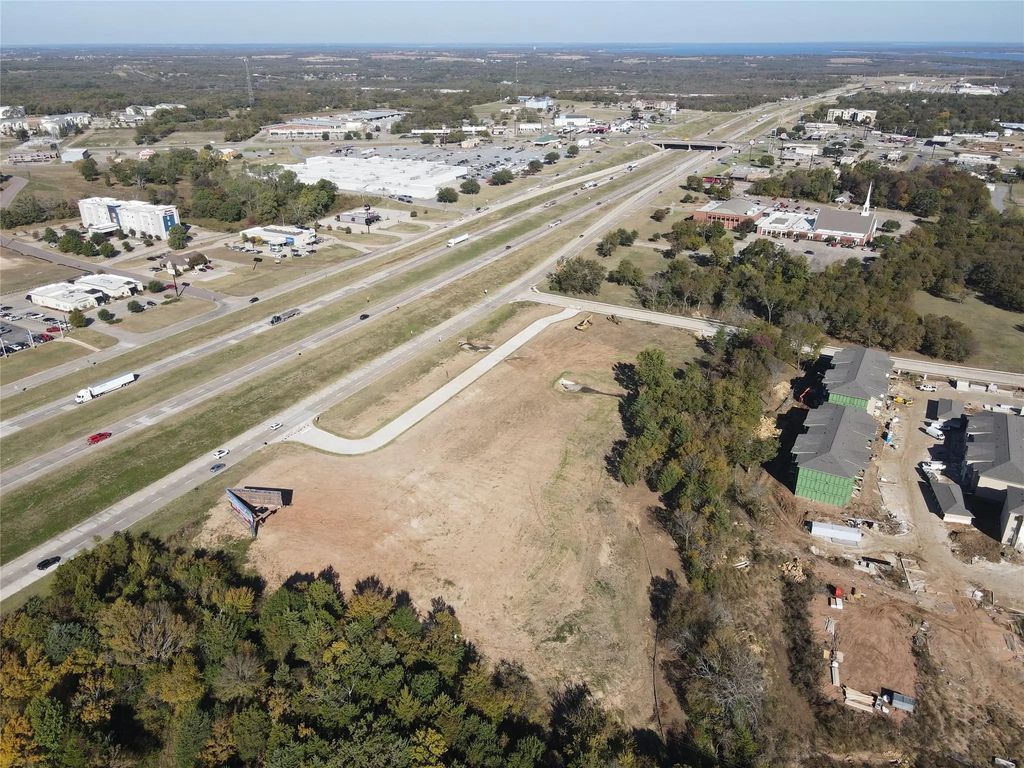 S Hwy 75, Denison