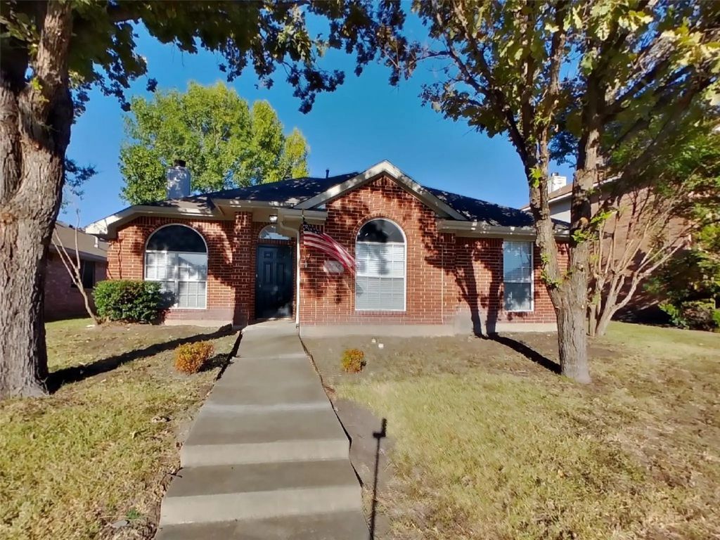 2616 Spring Rain Drive, Mesquite