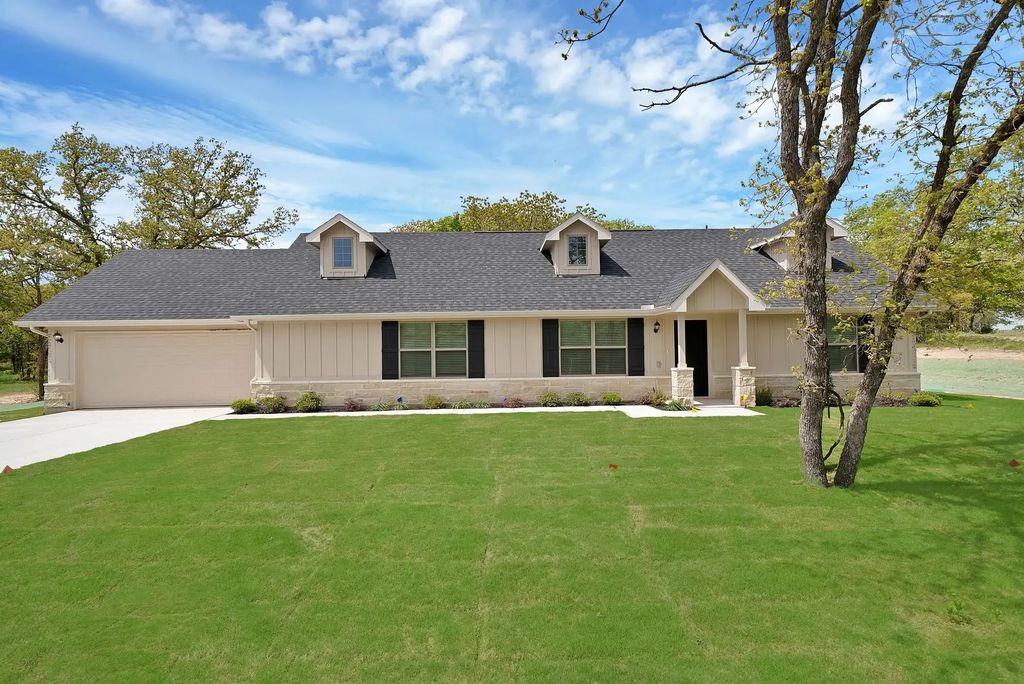 116 Sedona Creek Court, Poolville