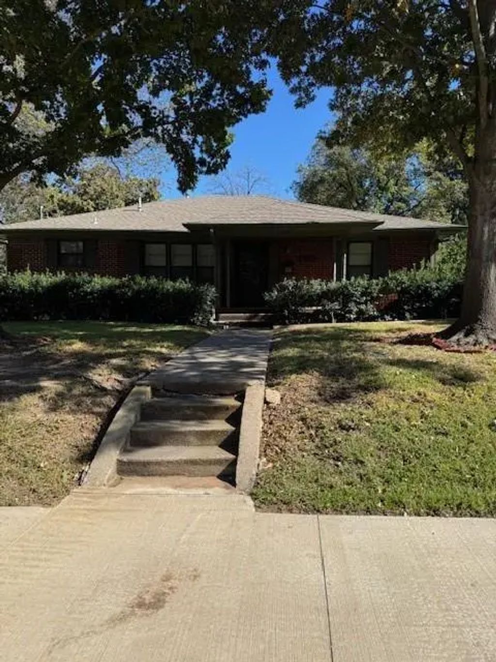 406 N Union, Whitesboro