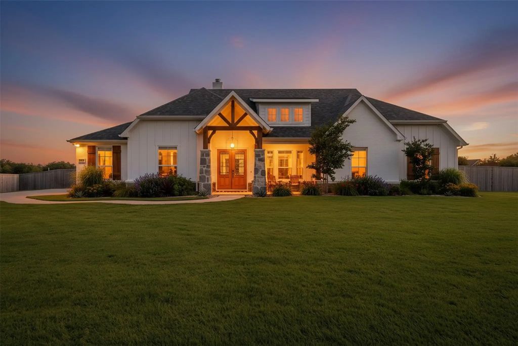 8221 David Lane, Midlothian