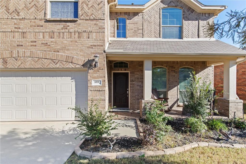 6020 Shiner Drive, Fort Worth