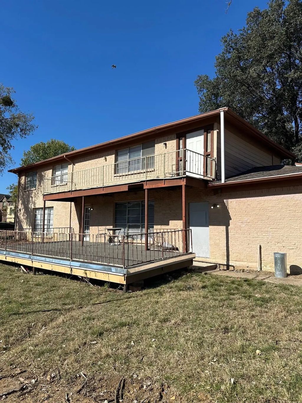 1905 Hard Rock Road, Irving