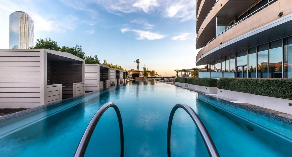 2200 Victory Avenue 701, Dallas