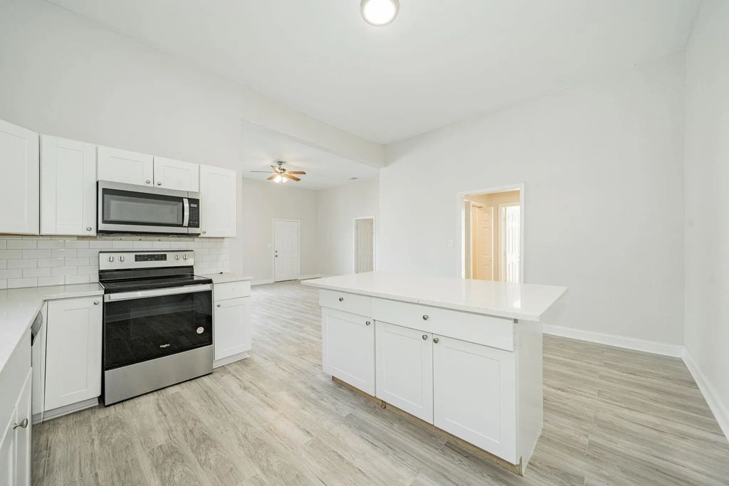 3419 Washington Street, Greenville