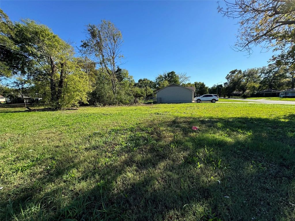 Shed Road, Bossier City