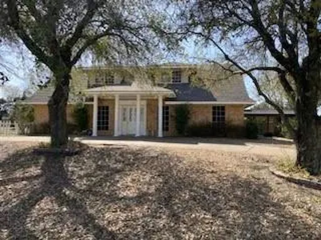 523 Softwood Drive, Duncanville