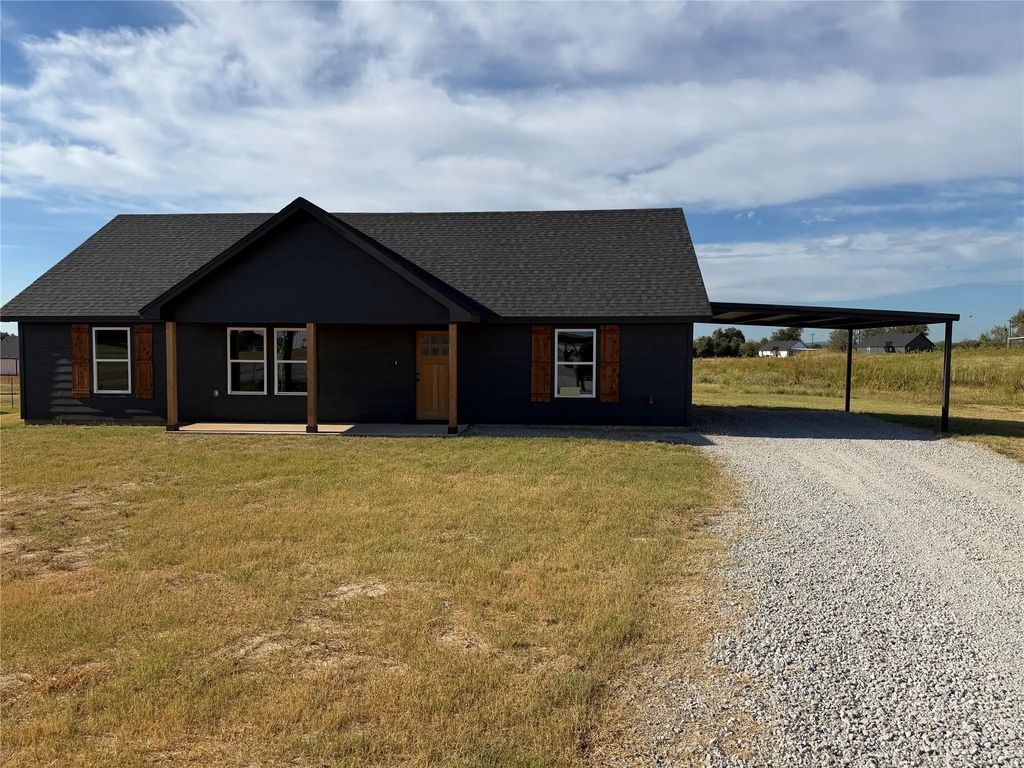 1012 Morgan Court, Springtown