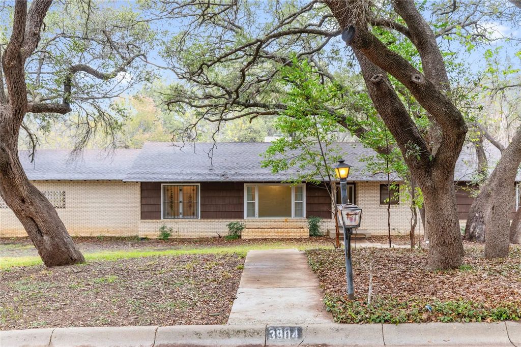 3904 Oakdale Drive, Brownwood