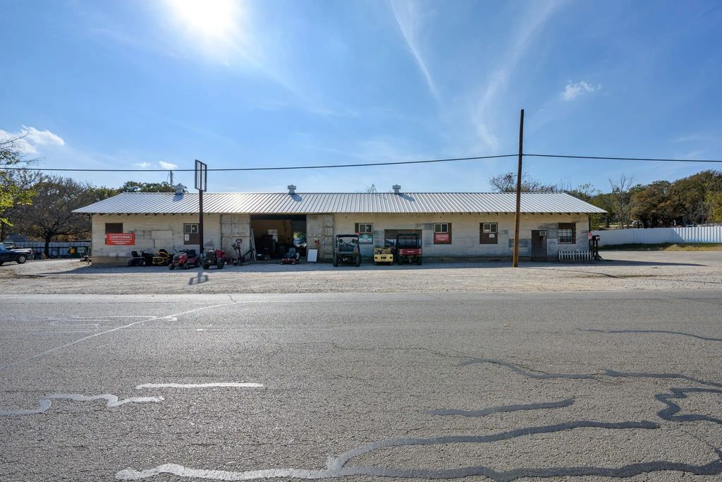 2220 Old Millsap Highway, Mineral Wells