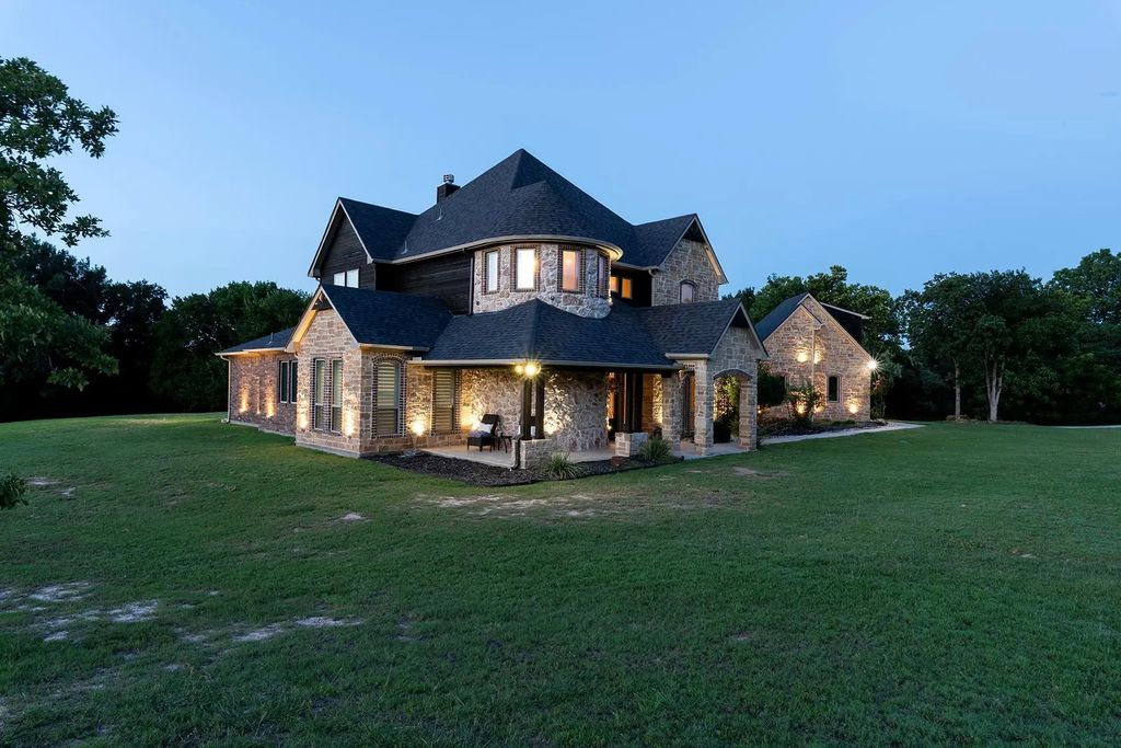 101 E Bozeman Lane, Fort Worth