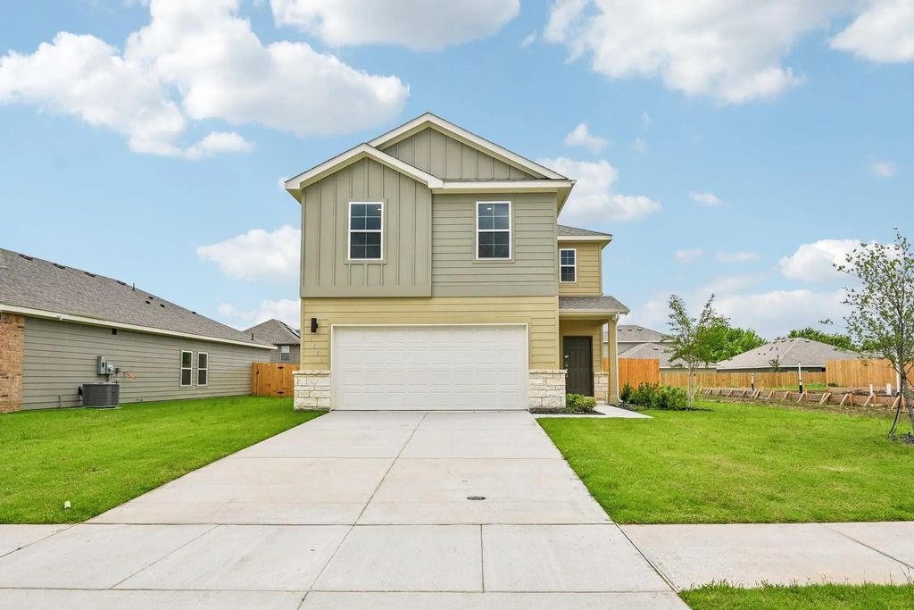 1052 Miraverde Trail, Crowley