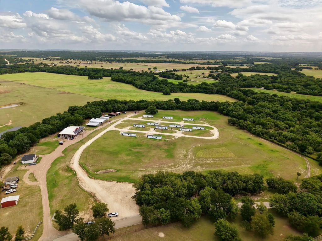 14485 County Road 156, Bluff Dale