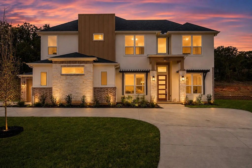 3300 Olympia Fields Drive, Burleson