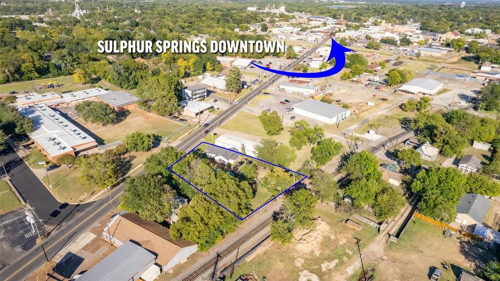 620 Main Street, Sulphur Springs
