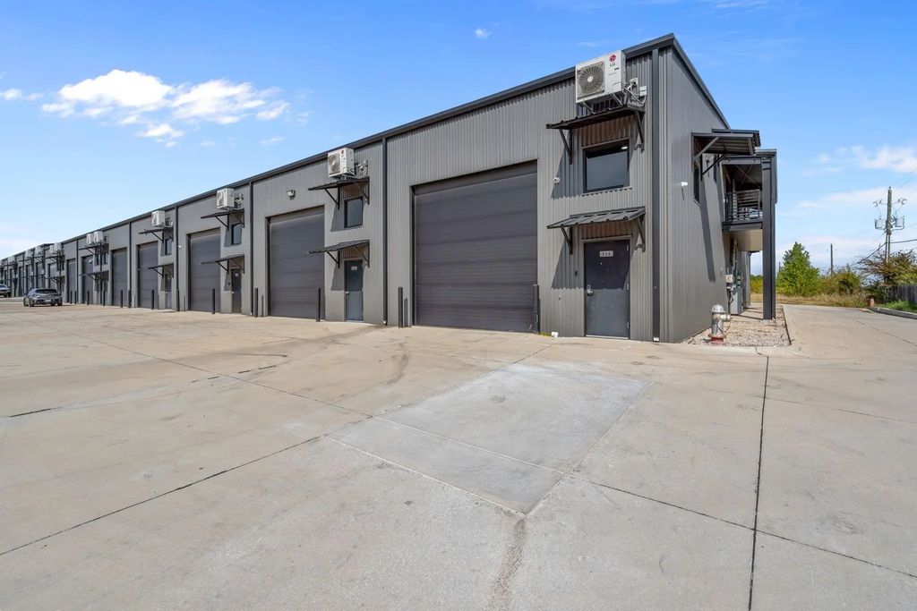 1400 N Las Vegas Trail 114, White Settlement