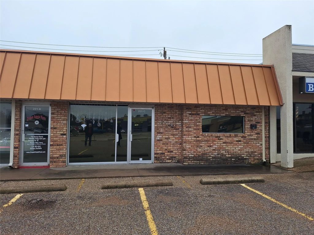 201 W Main Street C, Allen