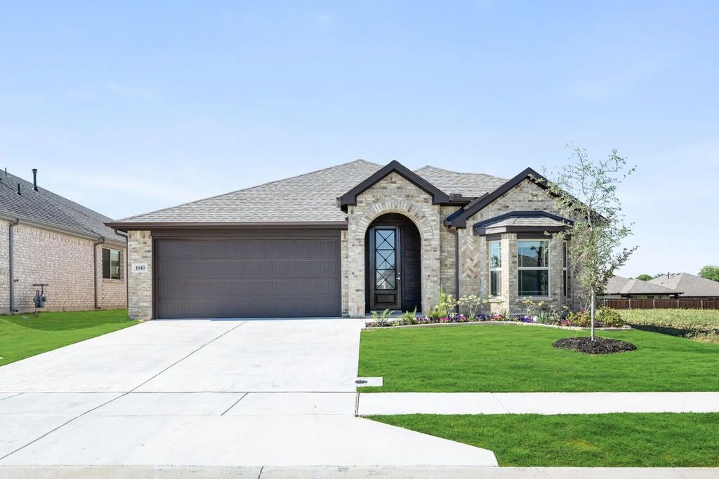 1040 Nighthawk Trail, Alvarado