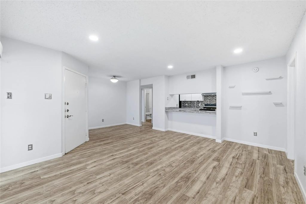 12482 Abrams Road 1327, Dallas