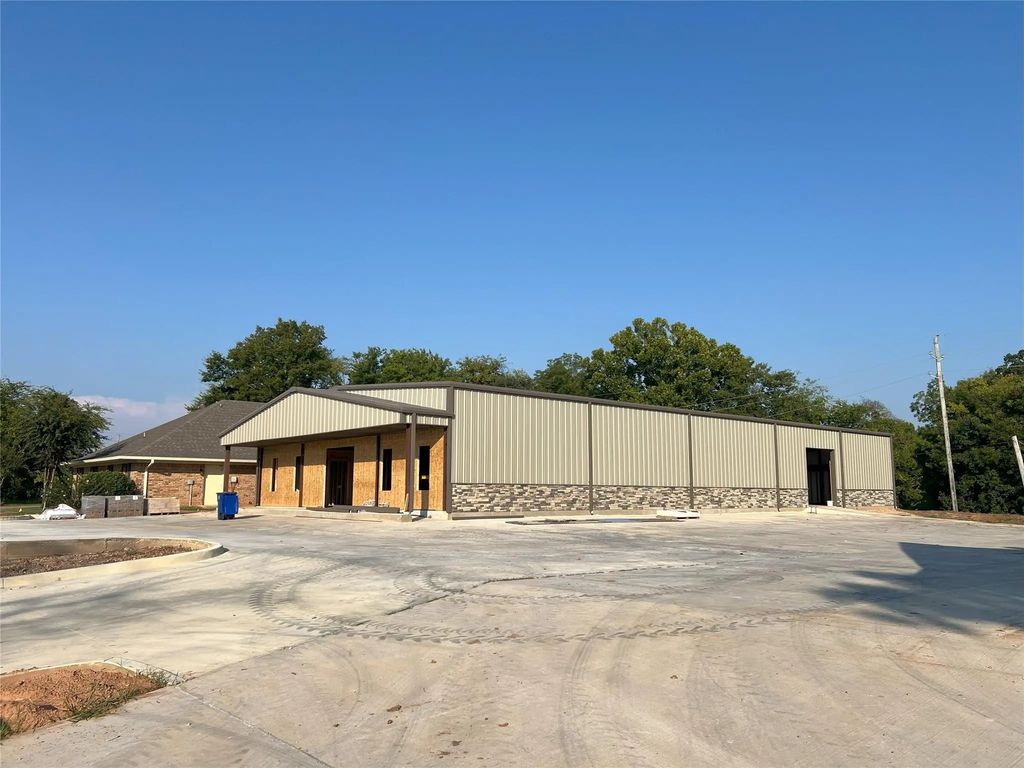 7023 Sand Beach Boulevard, Shreveport