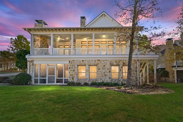 4521 W Cove Court, Malakoff