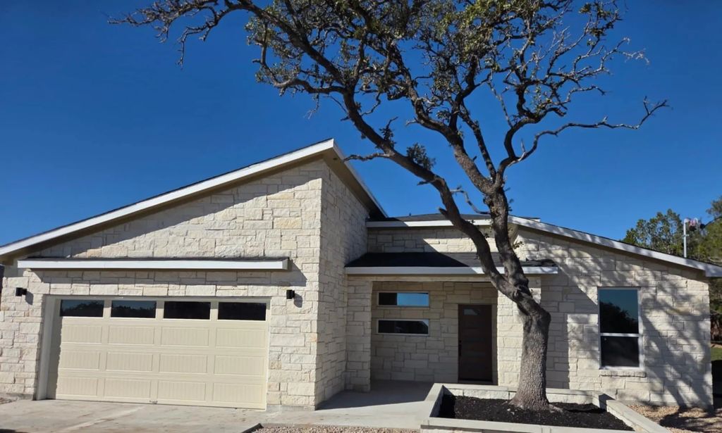 20008 Boggy Ford Road, Lago Vista