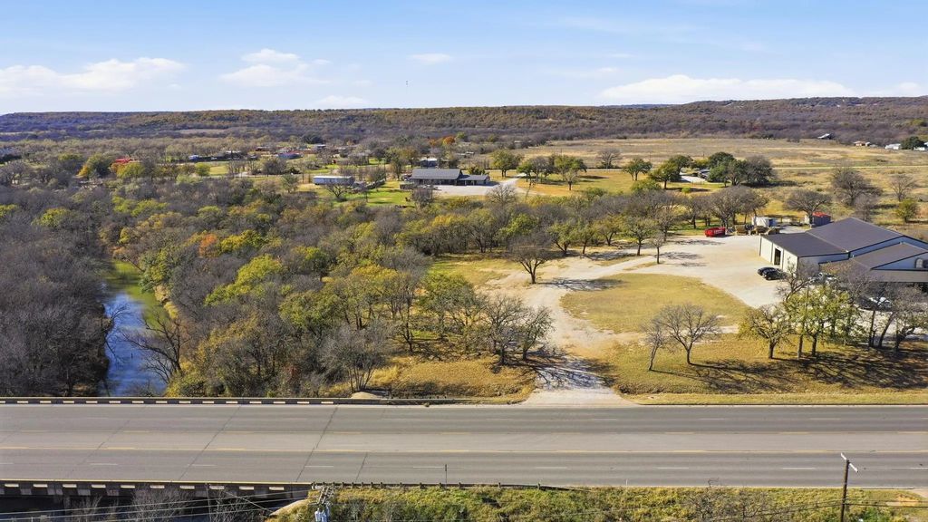 2410 State Highway 16 S, Graham