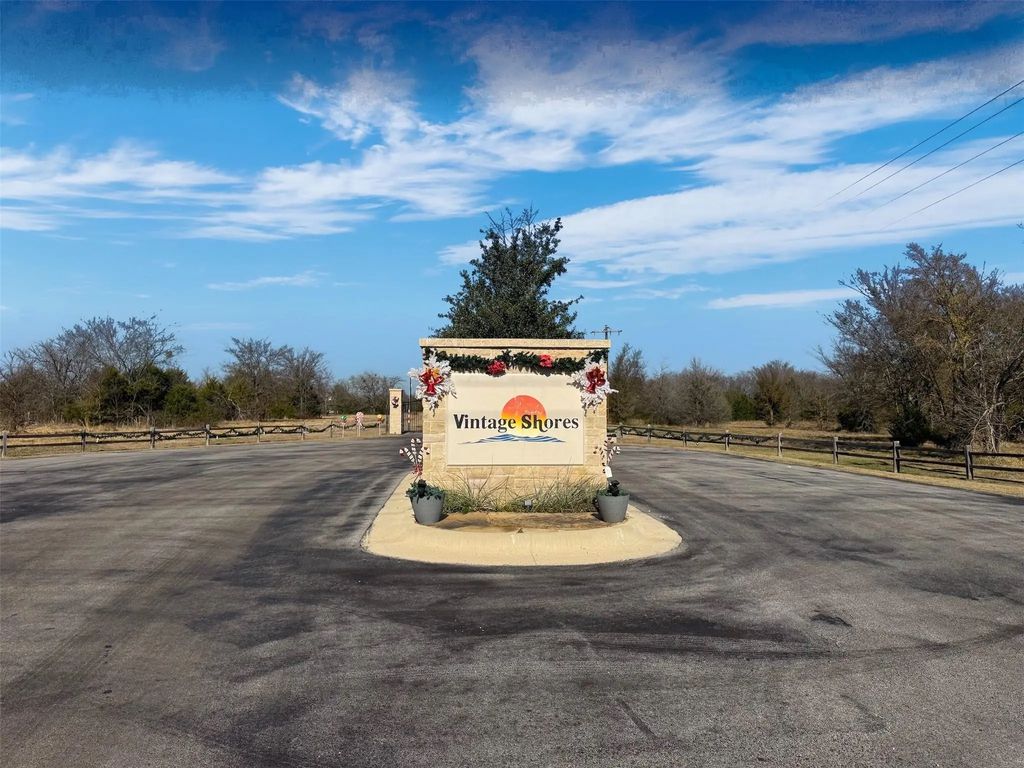 723 Vintage Shores Drive, East Tawakoni