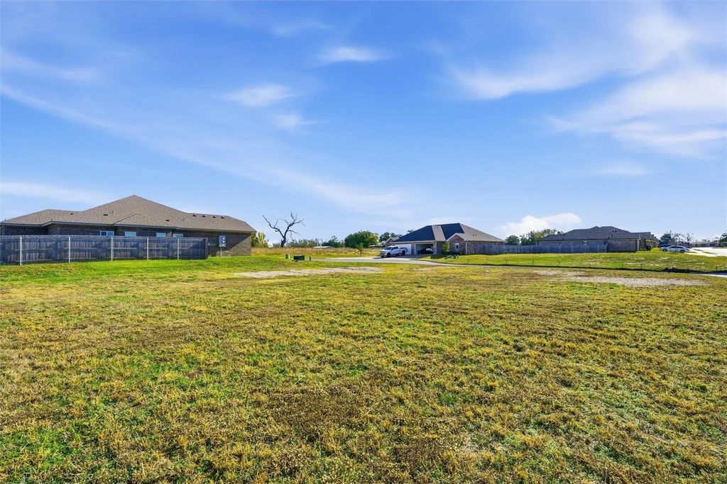 700 Sugar Mill Court, Robinson