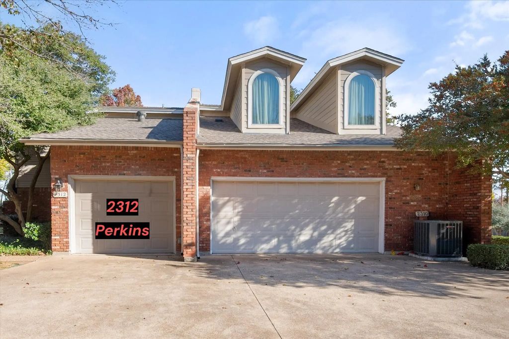 2312 Perkins Road, Arlington
