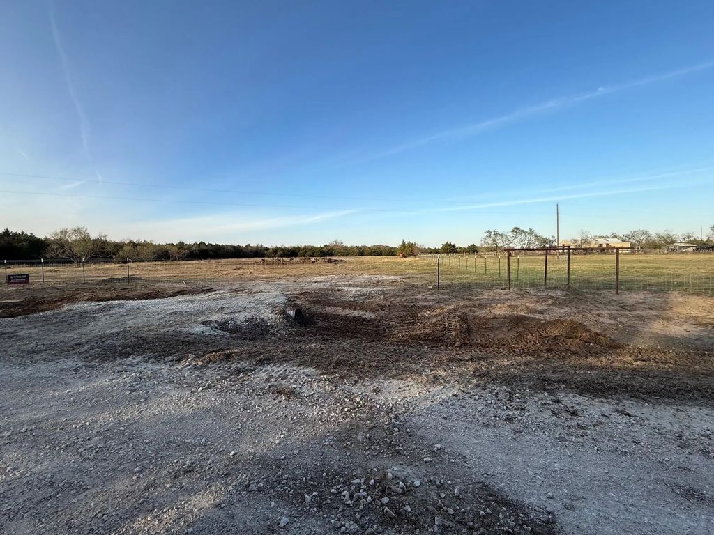 908 Lcr 240, Mexia
