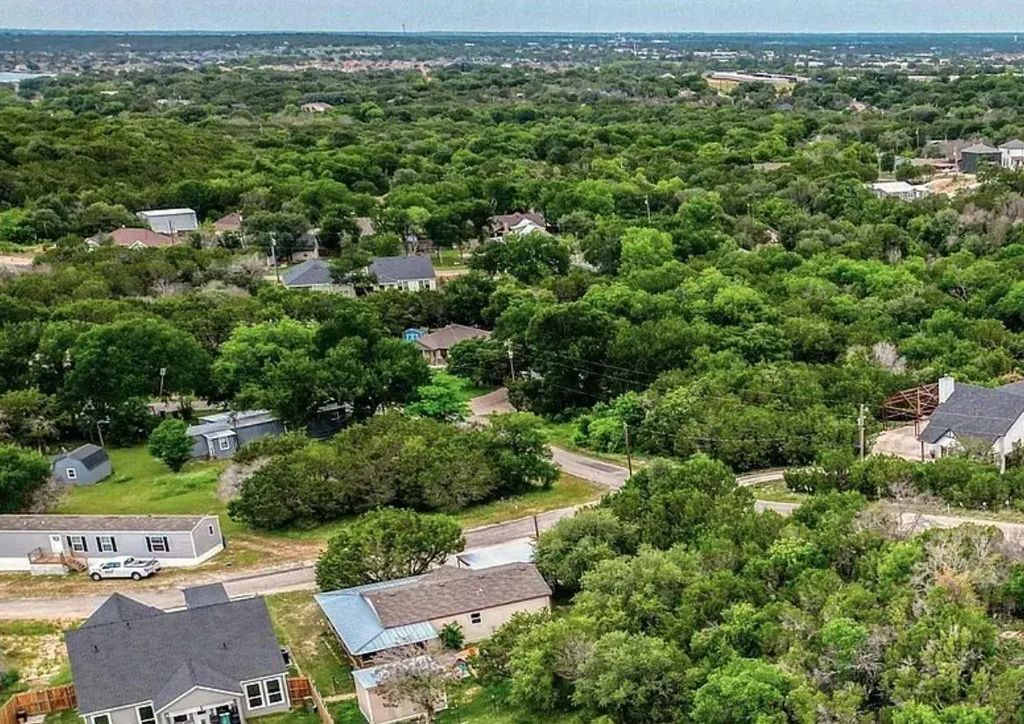 1416 Ridgeview Circle, Granbury