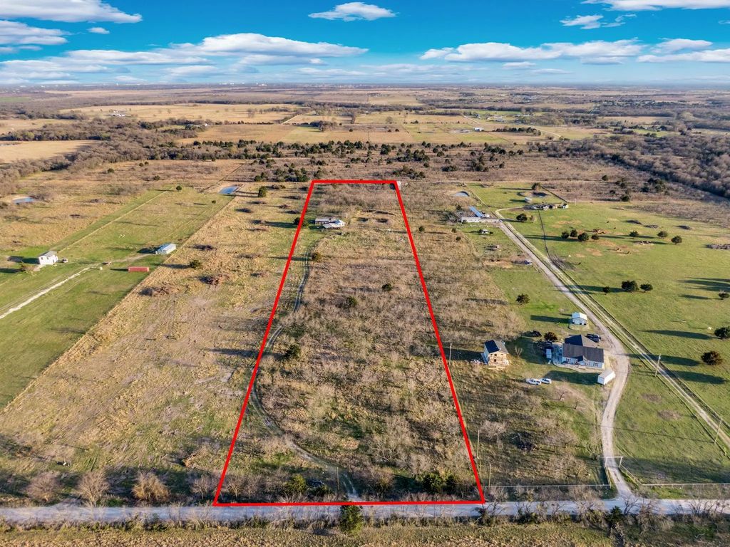 3175 County Road 1110, Corsicana