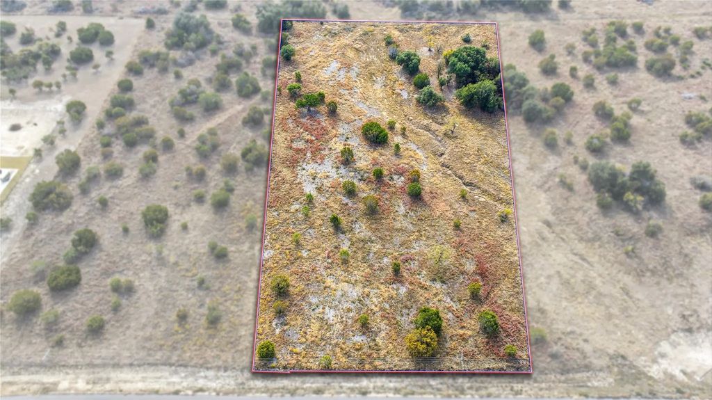 124 Gilmore Court, Lipan