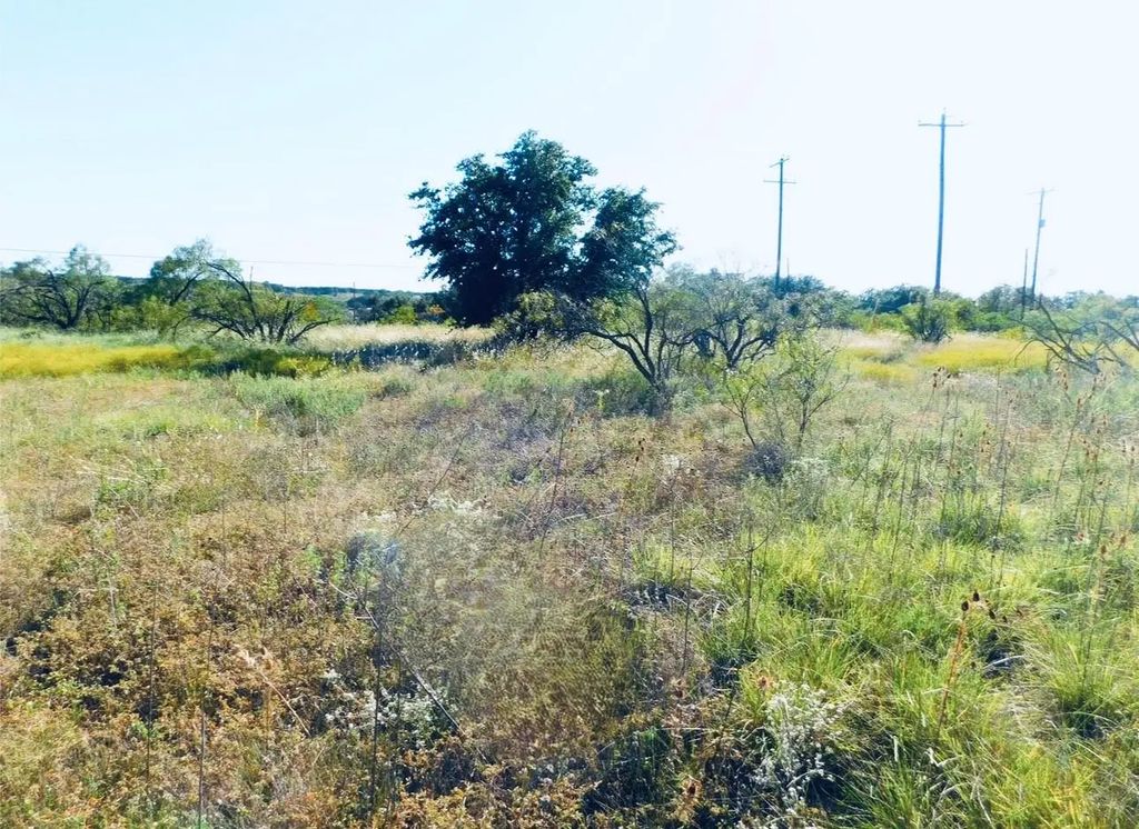 818 & 819 Feather Bay Drive, Brownwood