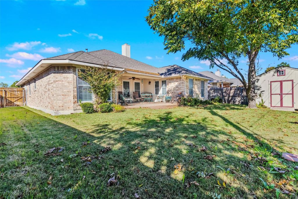 507 Azalea Drive, Forney