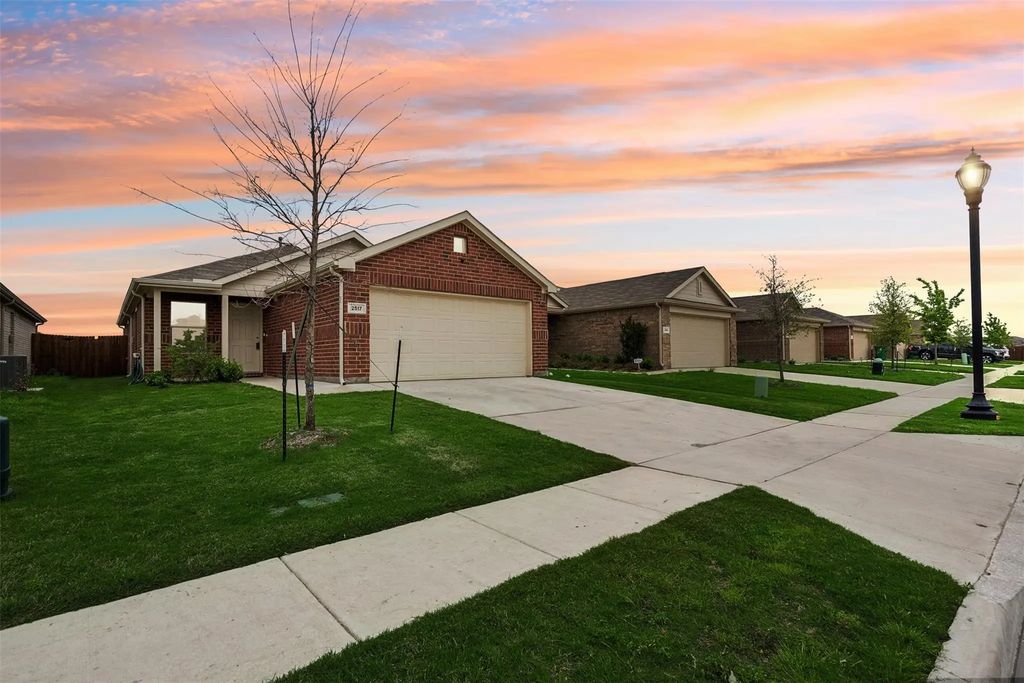 2517 Russell Street, Crandall